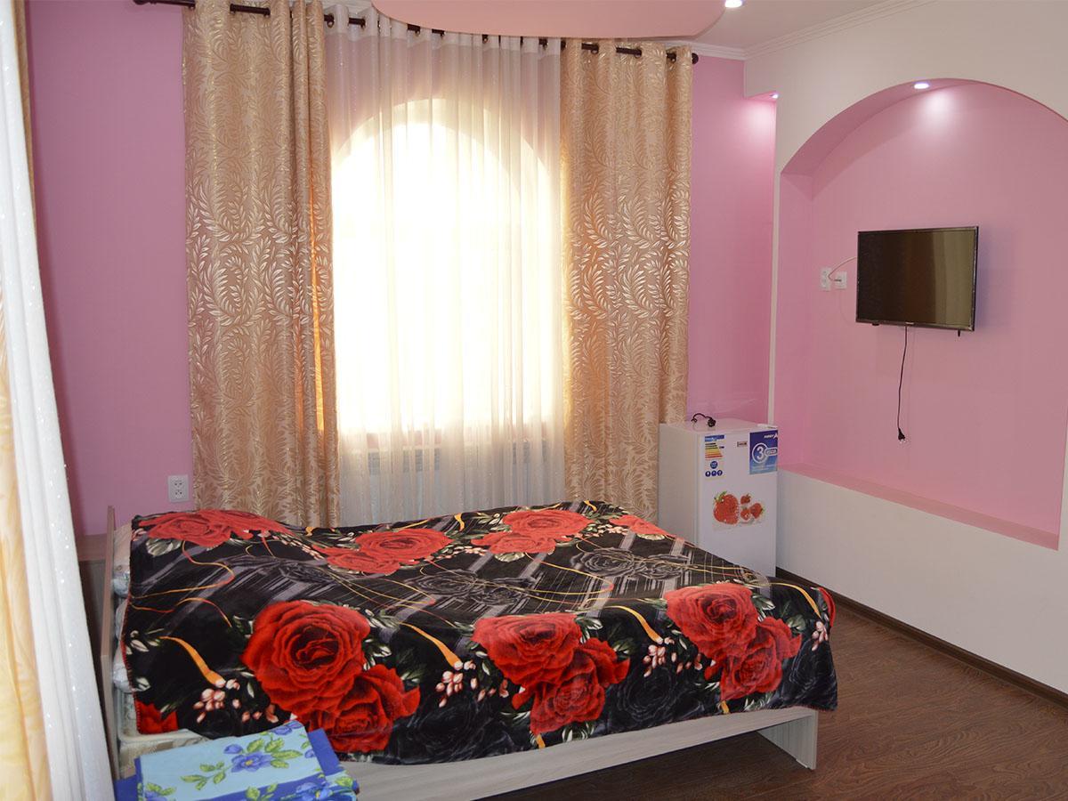 Flamingo Hotel Karakol Εξωτερικό φωτογραφία